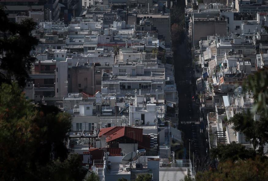 Σε στεγαστική κρίση 4 στα 10 νοικοκυριά